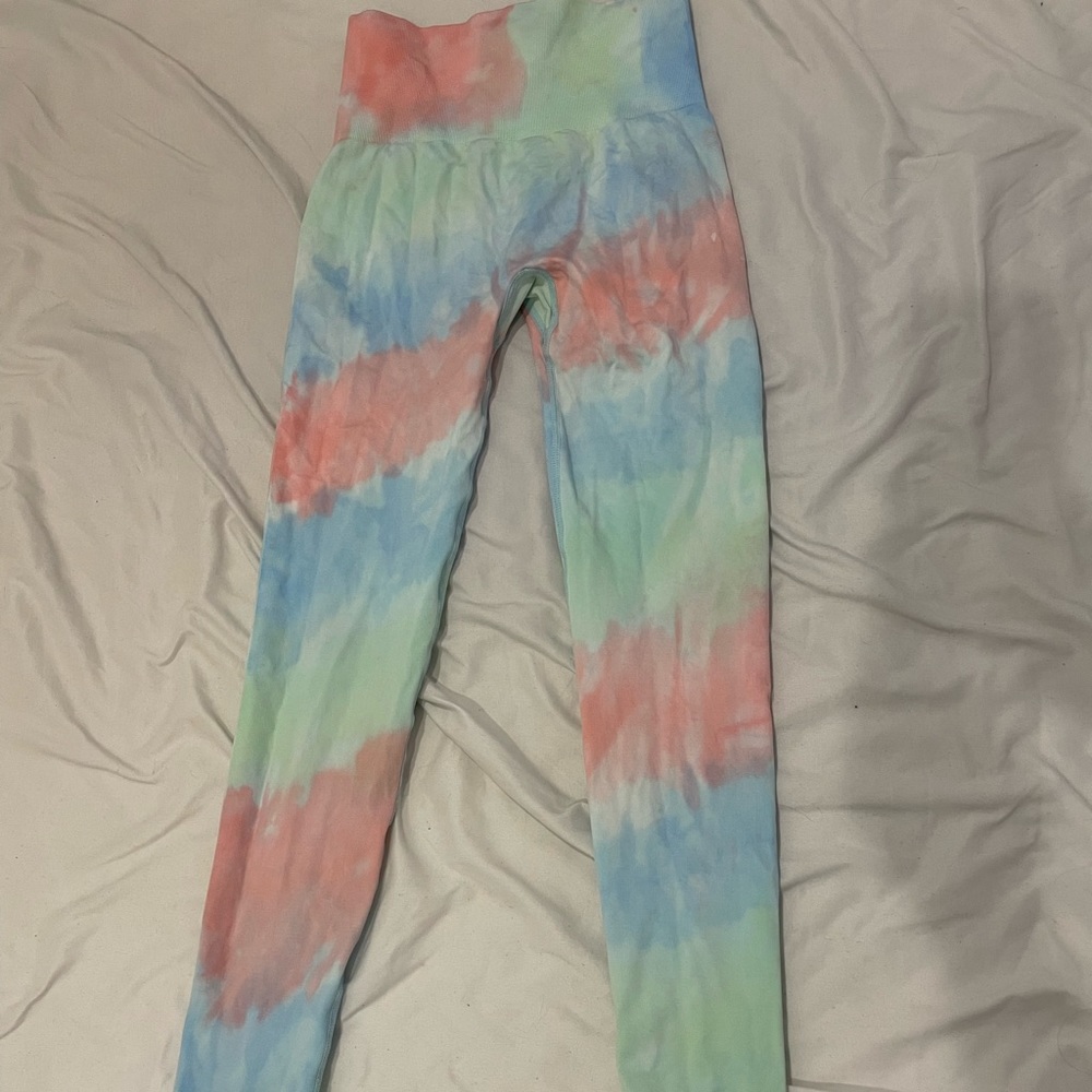 Pcheebum Mint Tie-Dye Scrunch Butt Leggings